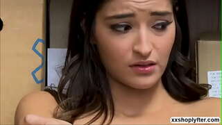 Coşğun Zabiti, nəhayət, bir şans əldə трахнуть Emily Уиллис xərçəng Coşğun Zabiti, nəhayət, bir şans əldə трахнуть Emily Уиллис xərçəng