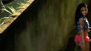 Лола Бенвенутти Папараццо