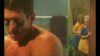 Кокс да калли болельщица раздевалка похотливый эйприл трахаться Кокс да калли болельщица раздевалка похотливый эйприл трахаться