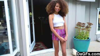 Dagfs - இளம் கருங்காலி பேப் அவளை பெற வாய்ப்பு செக்ஸ் பெருமளவில்